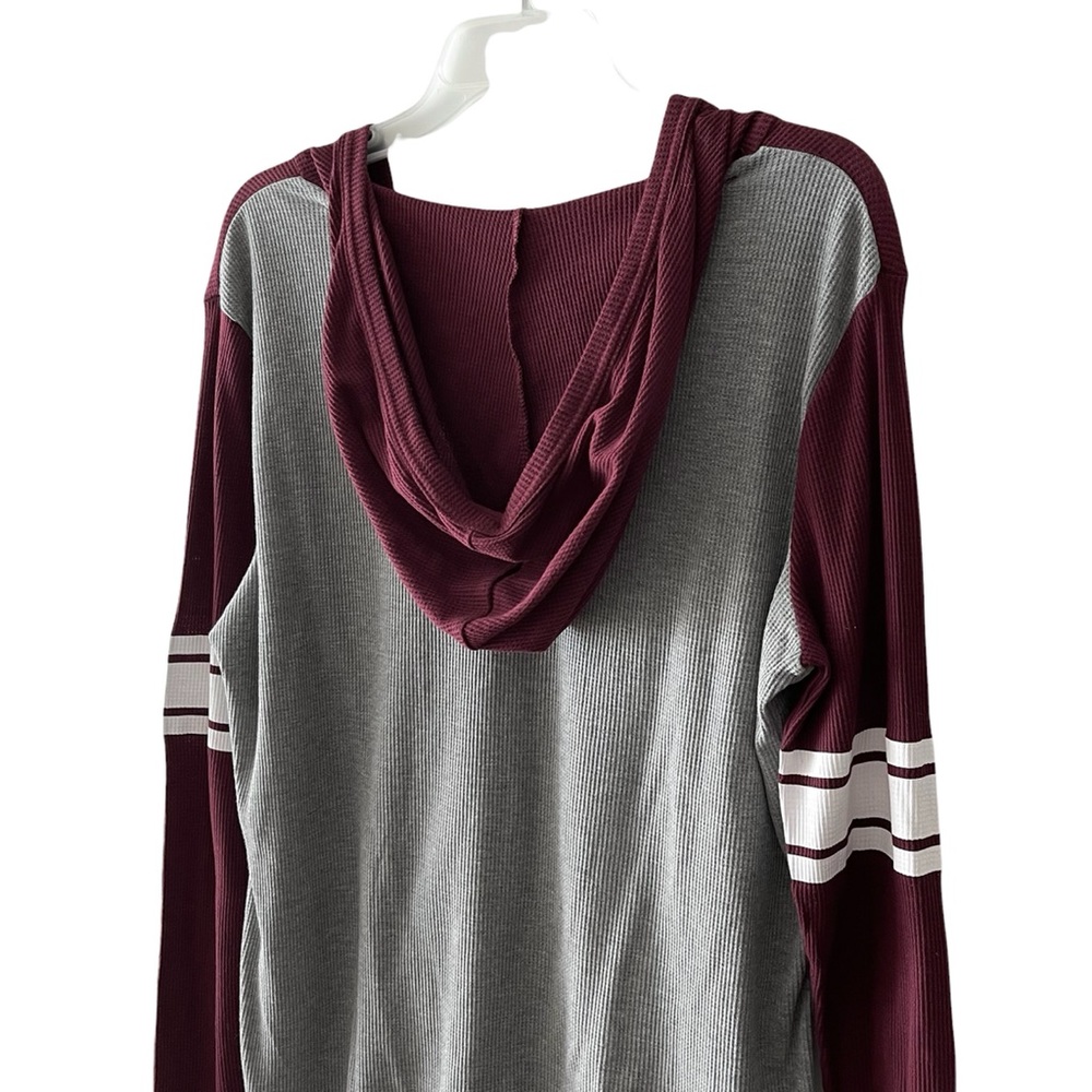 just be NYC Thermal Football Style V-neck Hooded Long Sleeve Shirt - Picture 15 of 16